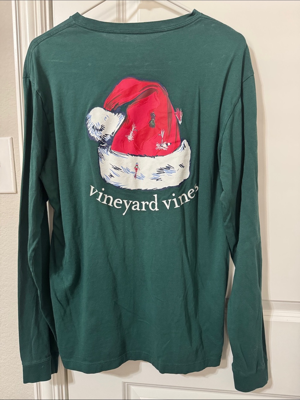 🎄🎅🏽 Vineyard Vines Christmas long sleeve tee
